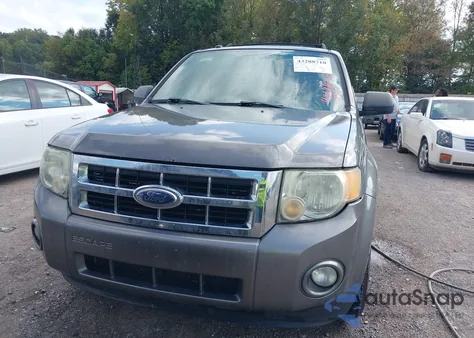 2009 Ford Escape Xlt из США, поврежденный, VIN 1FMCU03799KA88280